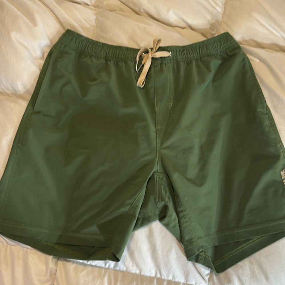 Bamboo Ave Shorts